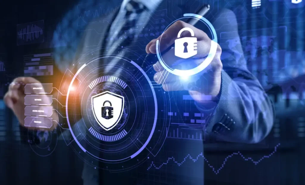 Raport HackerU. Firmy szukają ekspertów cybersecurity / Fot. SWKStock, Shutterstock.com